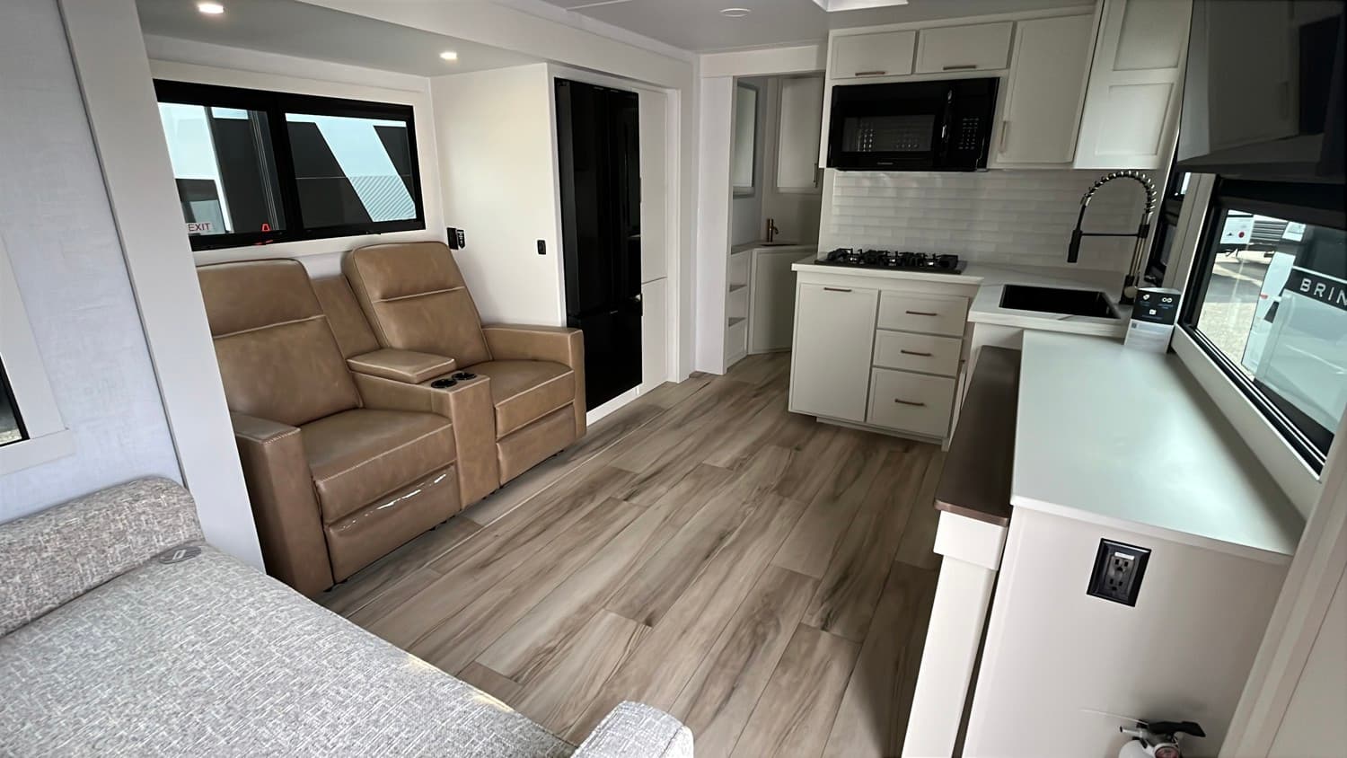 2026 Brinkley RV 2026 Brinkley RV Model IX - thumbnail 11