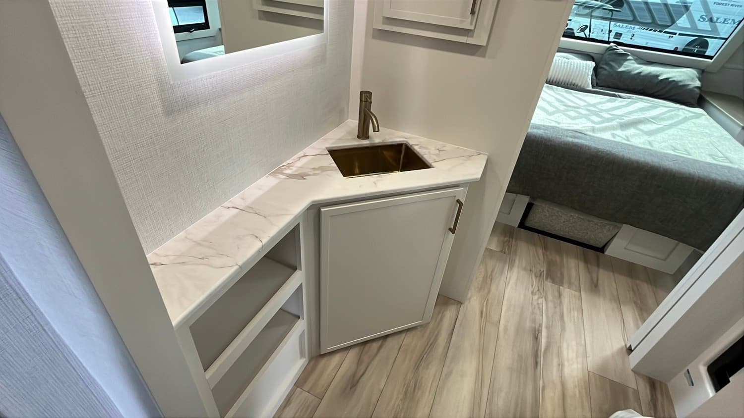 2026 Brinkley RV 2026 Brinkley RV Model IX - thumbnail 13