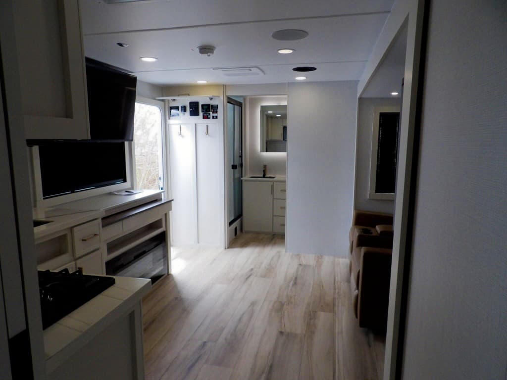 2026 Brinkley RV 2026 Brinkley RV Model IX - thumbnail 7