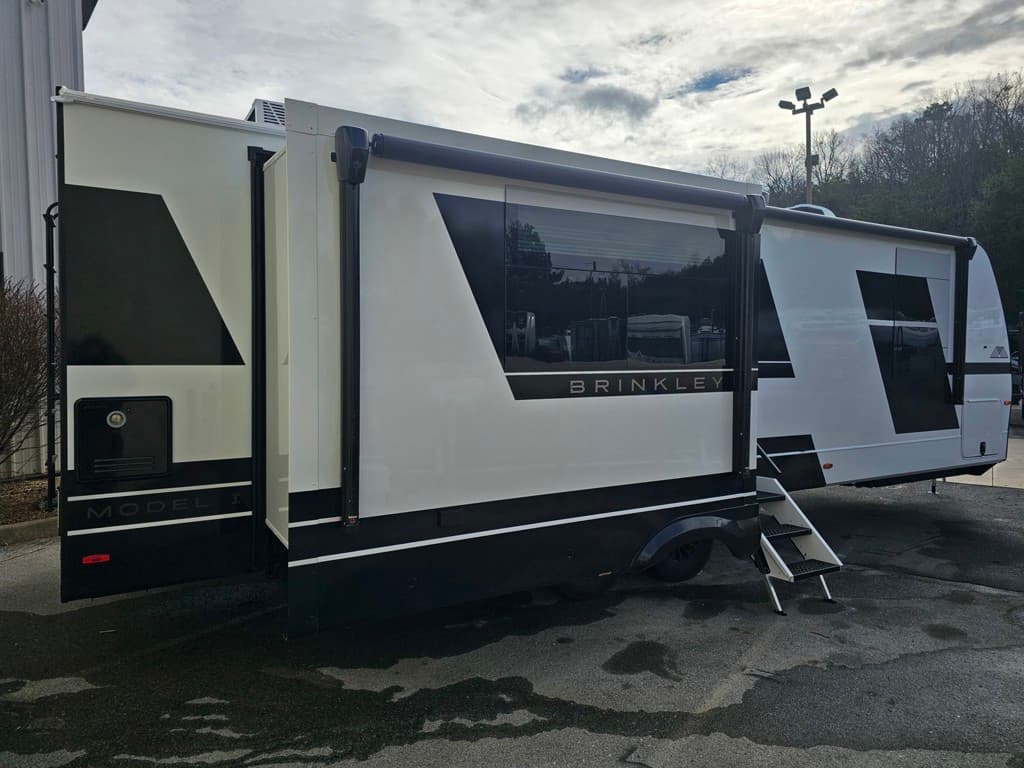 2026 Brinkley RV 2026 Brinkley RV Model IX - thumbnail 5