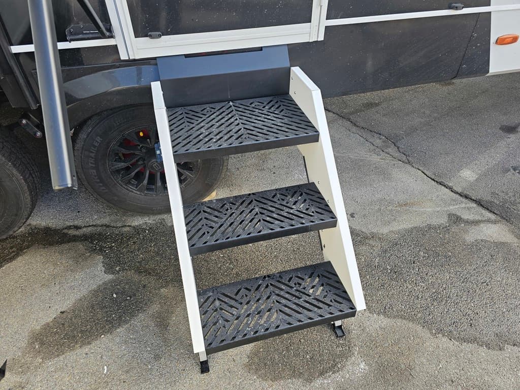 2026 Brinkley RV 2026 Brinkley RV Model IX - thumbnail 10