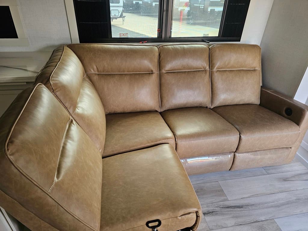 2026 Brinkley RV 2026 Brinkley RV Model IX - thumbnail 15