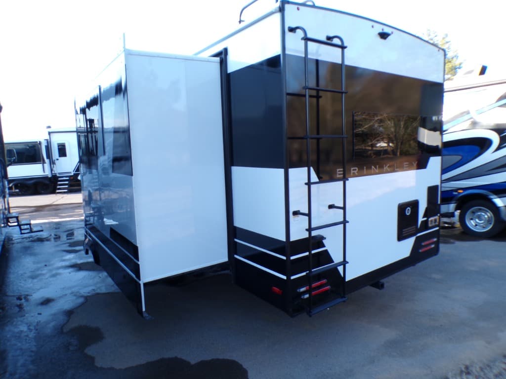 2026 Brinkley RV 2026 Brinkley RV Model IX - thumbnail 5