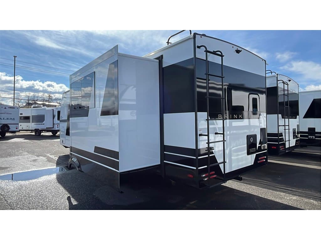 2026 Brinkley RV 2026 Brinkley RV Model IX - thumbnail 4