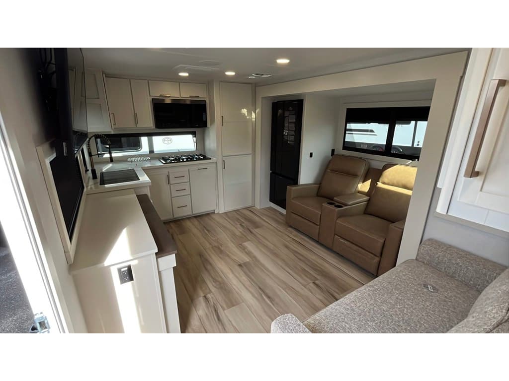 2026 Brinkley RV 2026 Brinkley RV Model IX - thumbnail 11