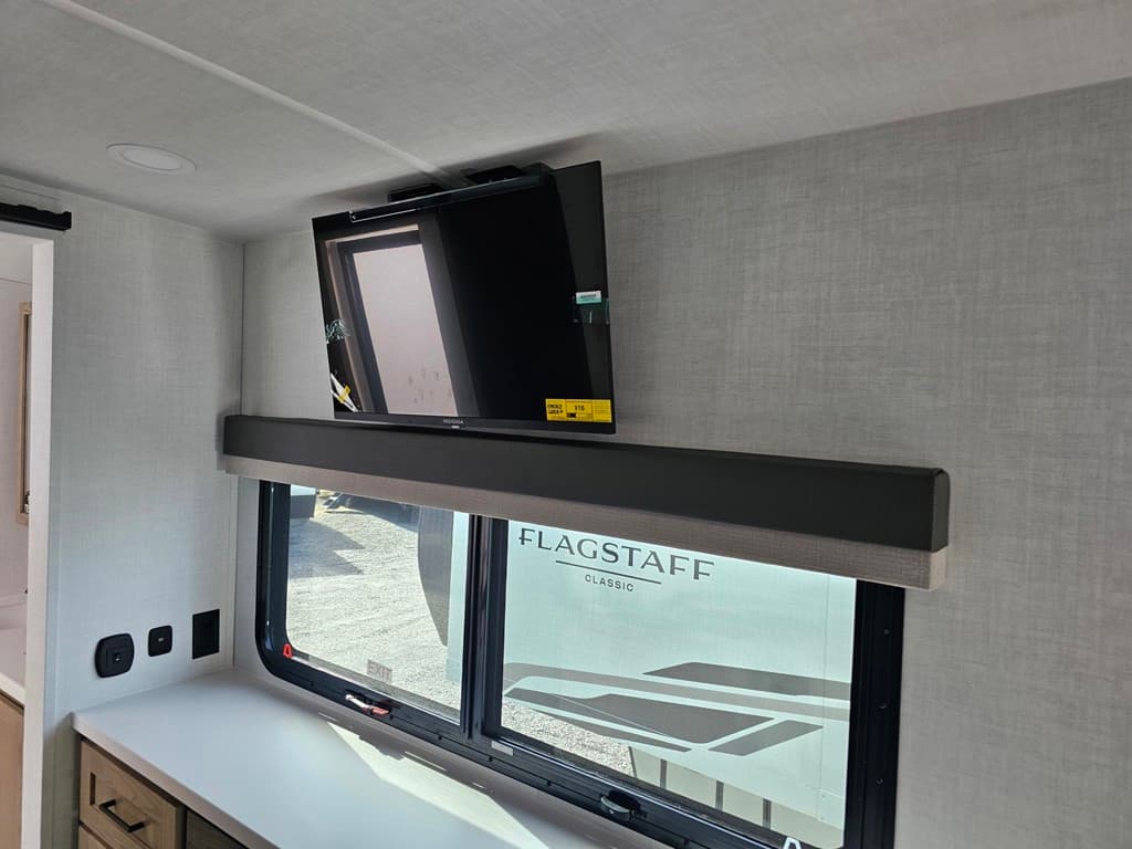 2026 Forest River 2026 Forest River Flagstaff Classic - thumbnail 31