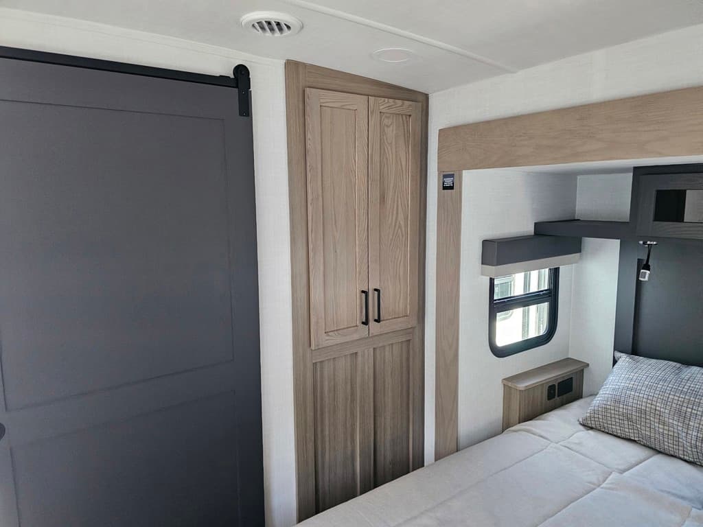 2026 Forest River 2026 Forest River Flagstaff Classic - thumbnail 32