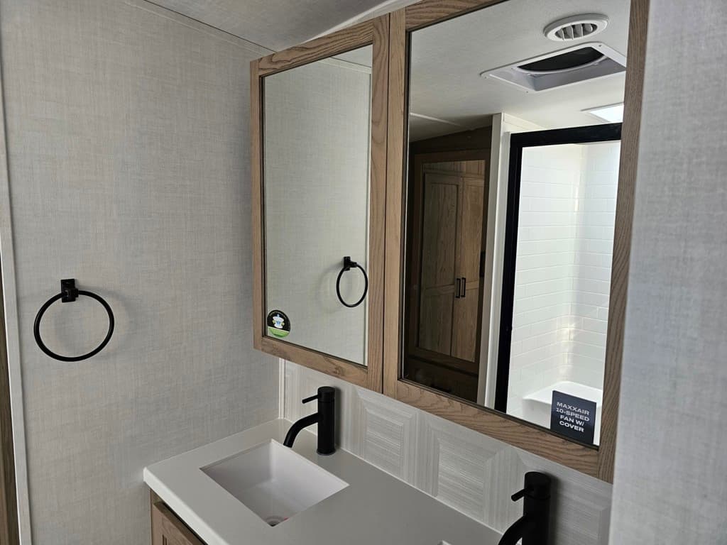 2026 Forest River 2026 Forest River Flagstaff Classic - thumbnail 34