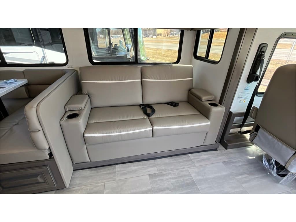 2026 Forest River 2026 Forest River Georgetown 3 Series GT3 - thumbnail 18