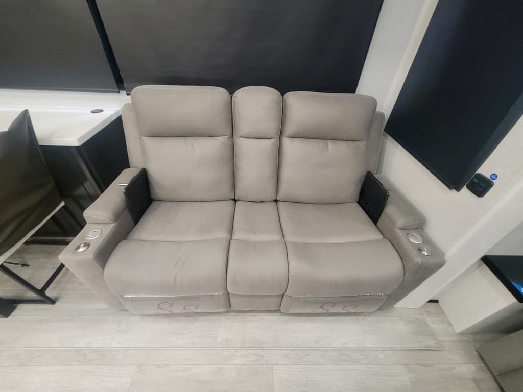 2026 Jayco 2026 Jayco Pinnacle - thumbnail 18