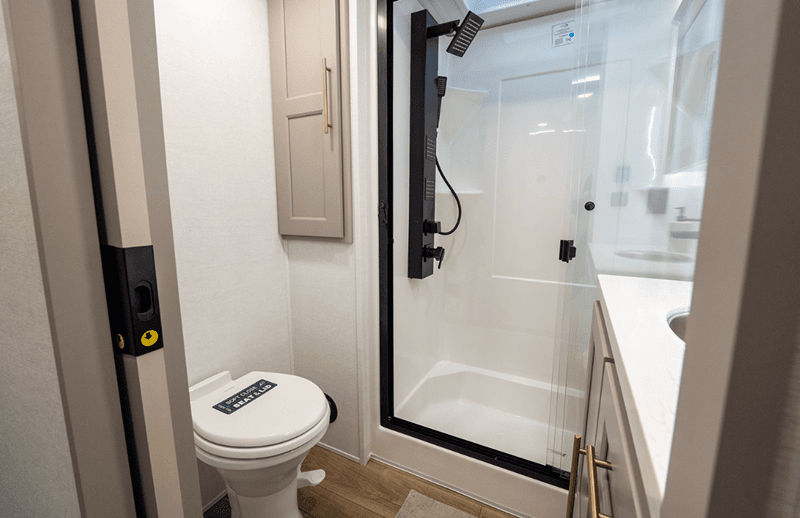 2026 Alliance RV 2026 Alliance RV Paradigm - thumbnail 6