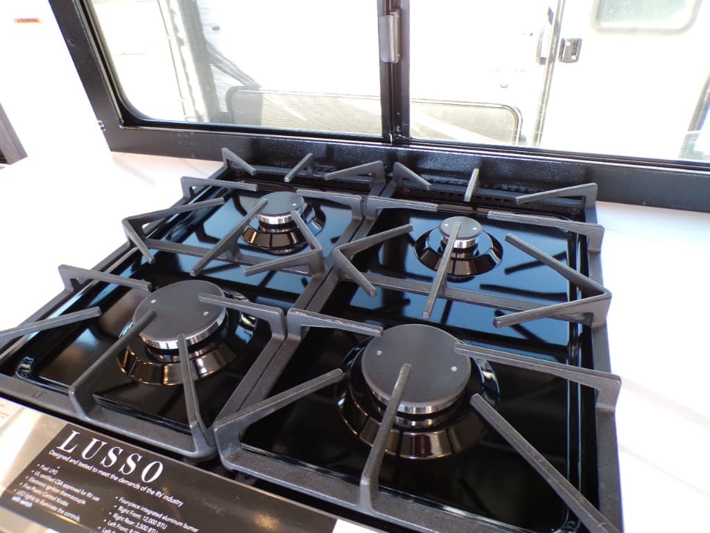 2026 Alliance RV 2026 Alliance RV Paradigm - thumbnail 47