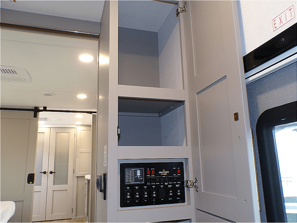 2026 Alliance RV 2026 Alliance RV Paradigm - thumbnail 49