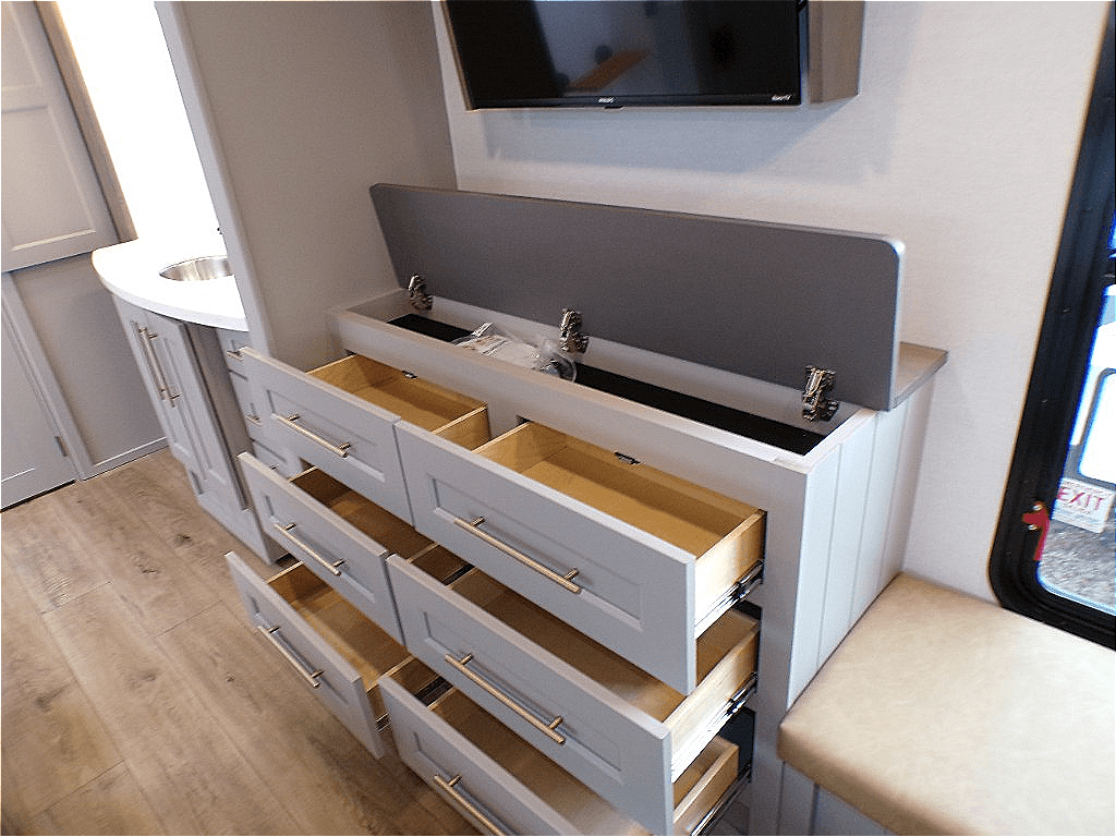 2026 Alliance RV 2026 Alliance RV Paradigm - thumbnail 58