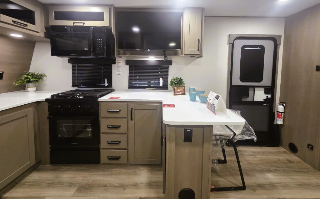 2026 Grand Design 2026 Grand Design Reflection - thumbnail 7