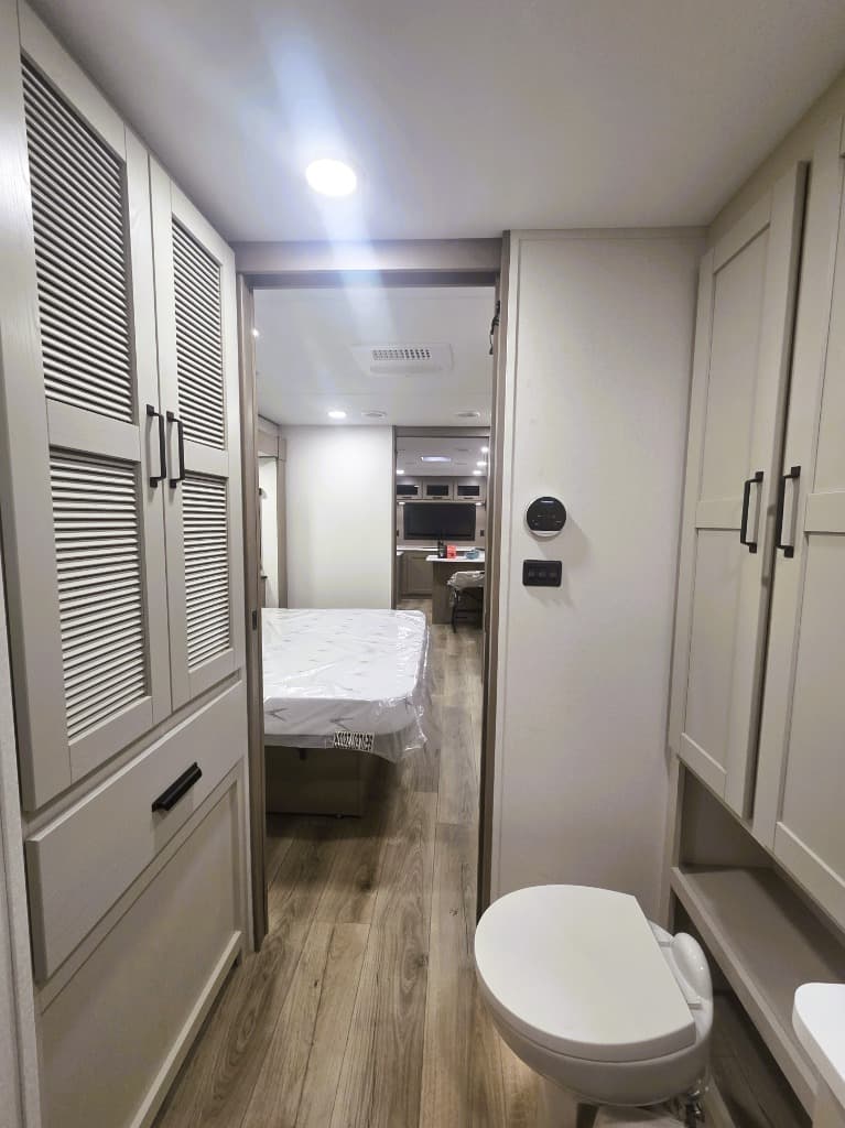 2026 Grand Design 2026 Grand Design Reflection - thumbnail 17