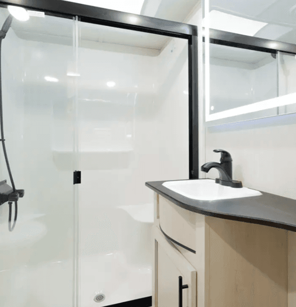 2026 Forest River 2026 Forest River Sabre - thumbnail 8