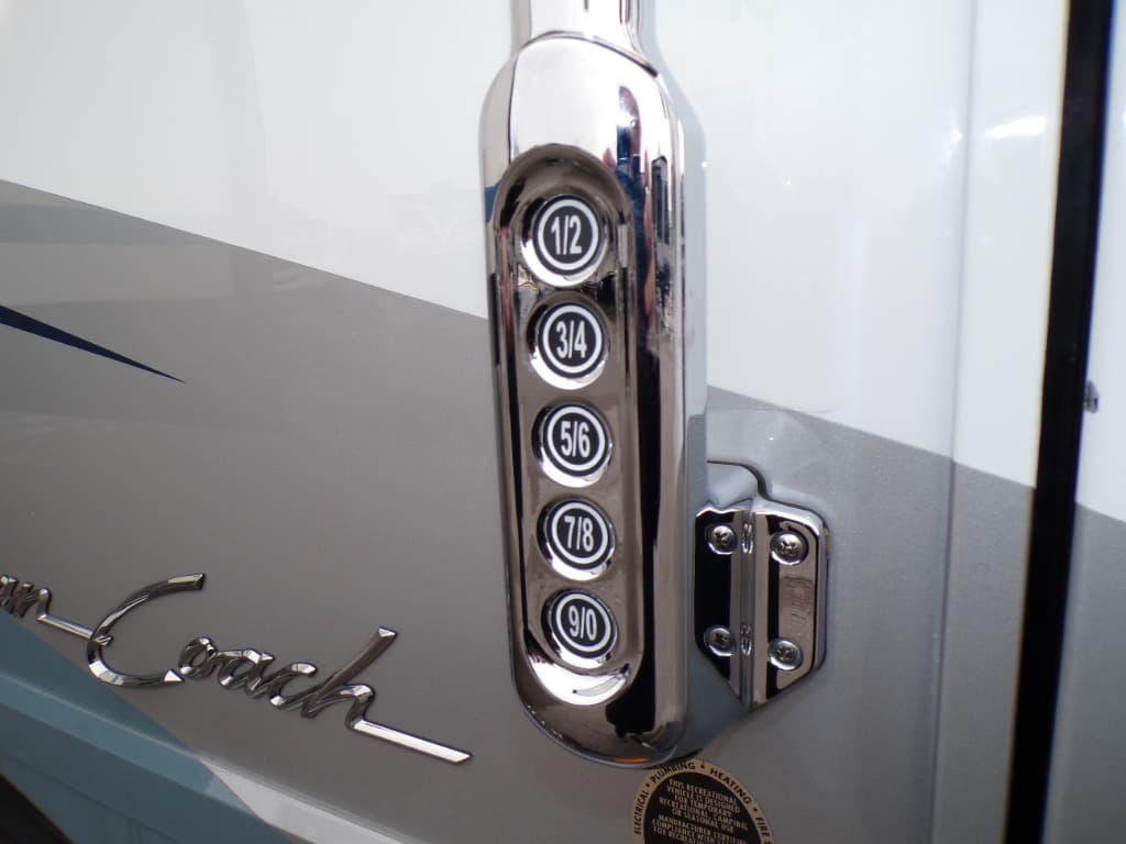 2025 2025 null AMERICAN DREAM - thumbnail 12