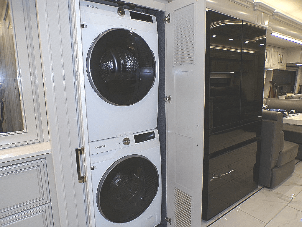 2025 2025 null AMERICAN DREAM - thumbnail 64