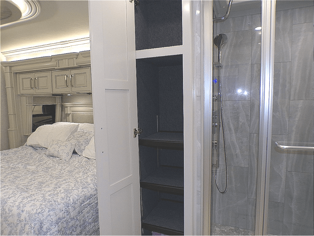 2025 2025 null AMERICAN DREAM - thumbnail 84