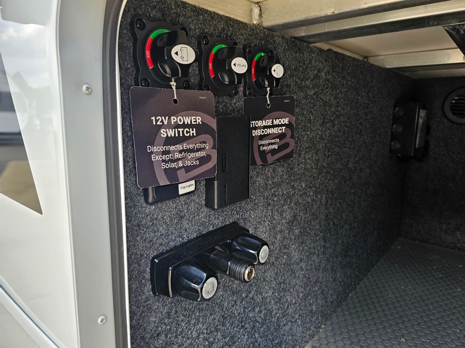 2025 Brinkley RV 2025 Brinkley RV Model IX - thumbnail 10