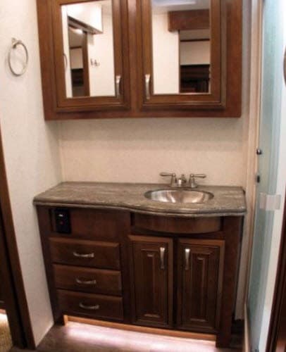 2017 Jayco 2017 Jayco Pinnacle - thumbnail 10