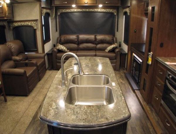 2017 Jayco 2017 Jayco Pinnacle - thumbnail 20