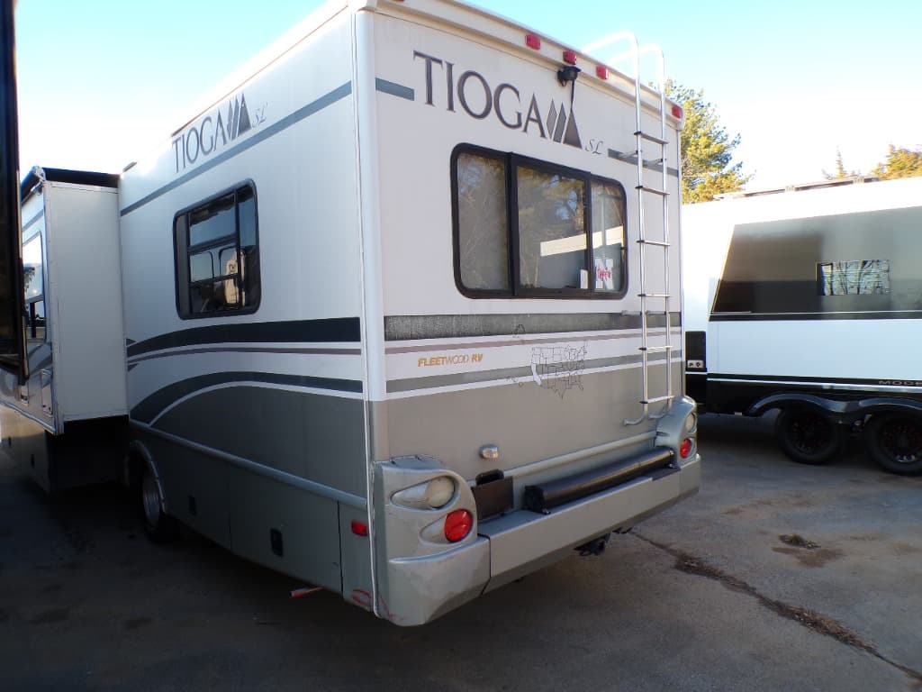 2004 Fleetwood 2004 Fleetwood Tioga SL - thumbnail 4