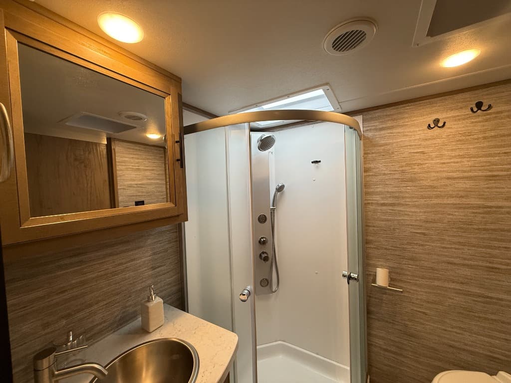 2024 Forest River 2024 Forest River Vengeance - thumbnail 22