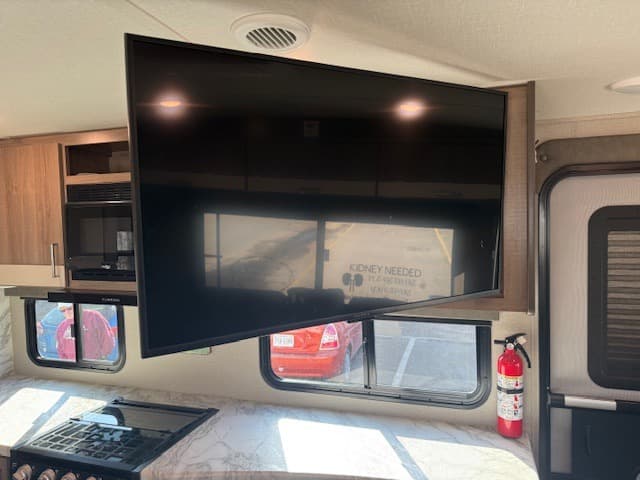 2022 Grand Design 2022 Grand Design Imagine XLS - thumbnail 12