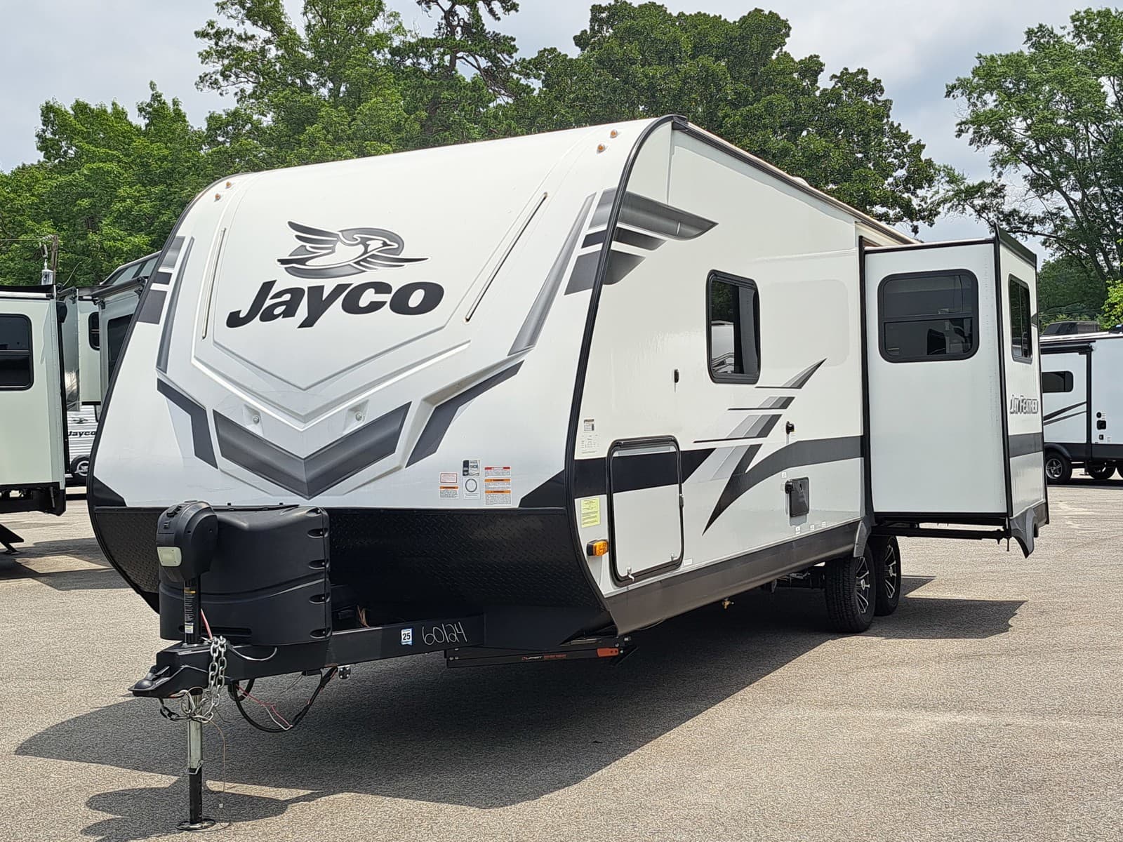 2023 Jayco 2023 Jayco Jay Feather - thumbnail 3
