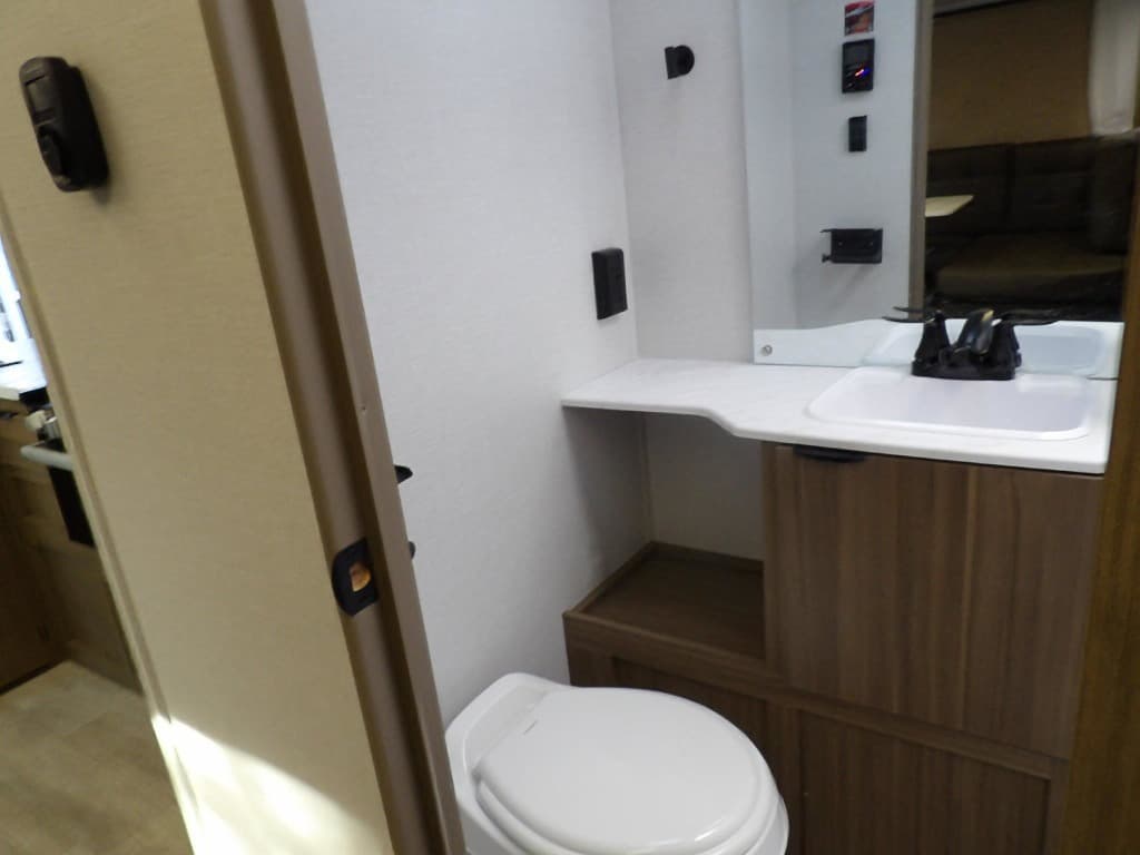 2025 Forest River 2025 Forest River Wildwood X-Lite - thumbnail 9