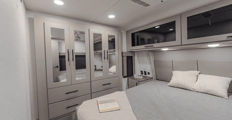 2026 Alliance RV 2026 Alliance RV Valor - thumbnail 7