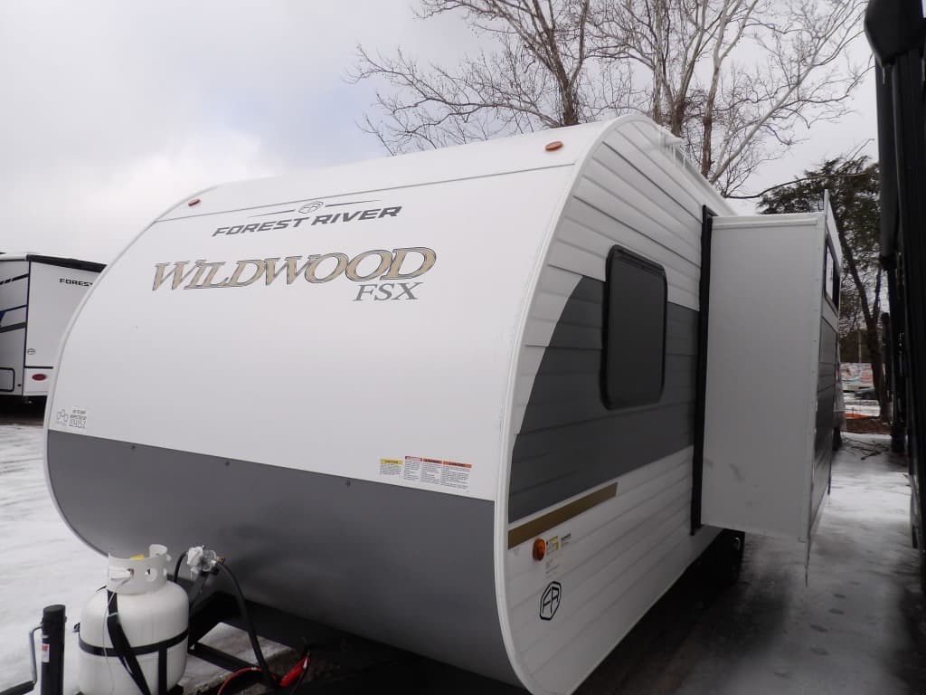 2026 Forest River 2026 Forest River Wildwood X-Lite - thumbnail 3