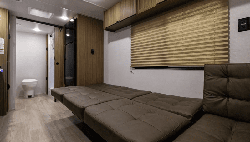 2026 Forest River 2026 Forest River Wildwood FSX - thumbnail 4