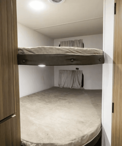 2026 Forest River 2026 Forest River Wildwood FSX - thumbnail 5