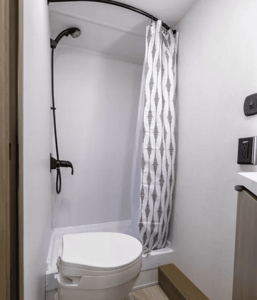 2026 Forest River 2026 Forest River Wildwood FSX - thumbnail 7