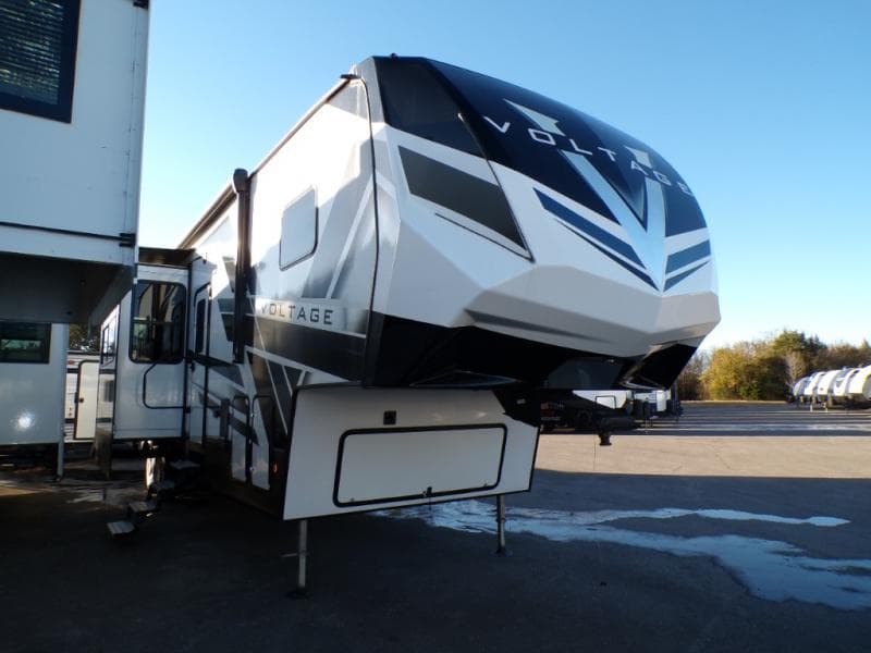2023 Dutchmen Voltage Triton 3571