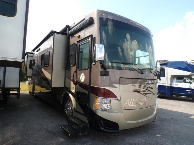 2014 Tiffin Allegro Red 38QRA