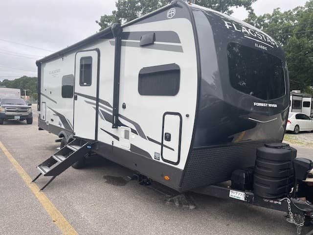 2026 Forest River Flagstaff Classic 826MBR