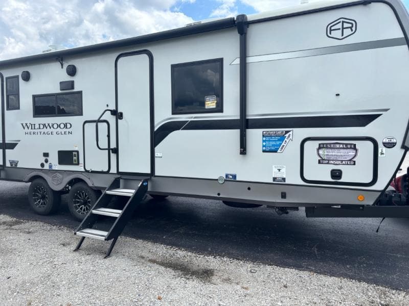 2025 Forest River Wildwood X-Lite 265BSRB
