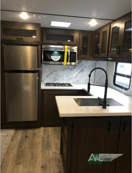 Lacrosse kitchen